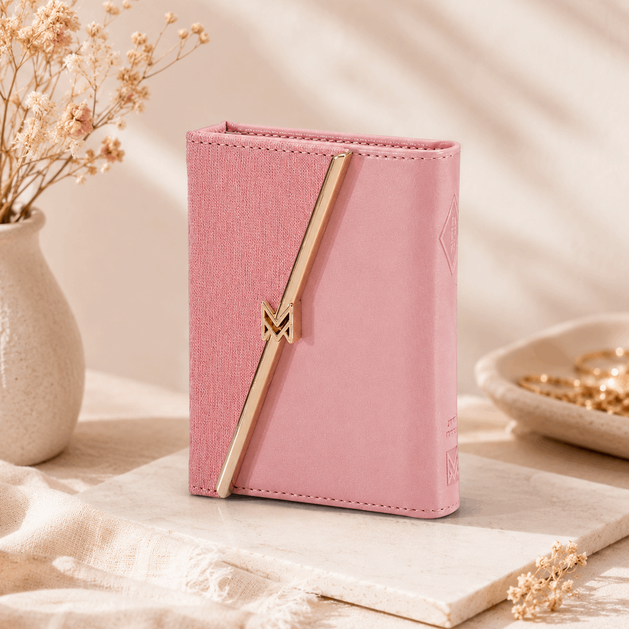 Luxury Pocket Siddur with Gold Magnetic Clasp – Model 2026