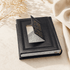 Siddur Shacharit with Integrated Tefillin Mirror
