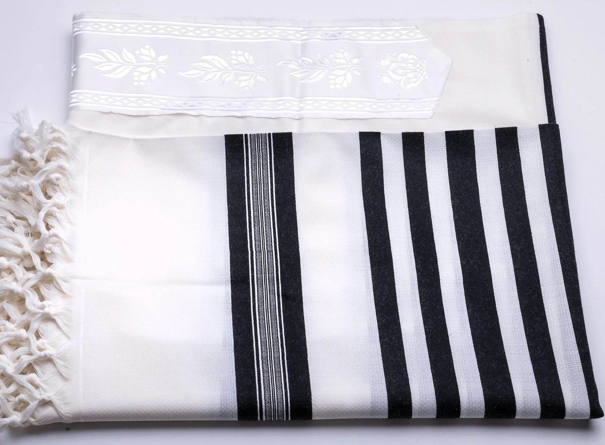 Tallit Shacharit Black - 100% Rehelim Wool - Mishkan HaTchelet - Orot Judaica