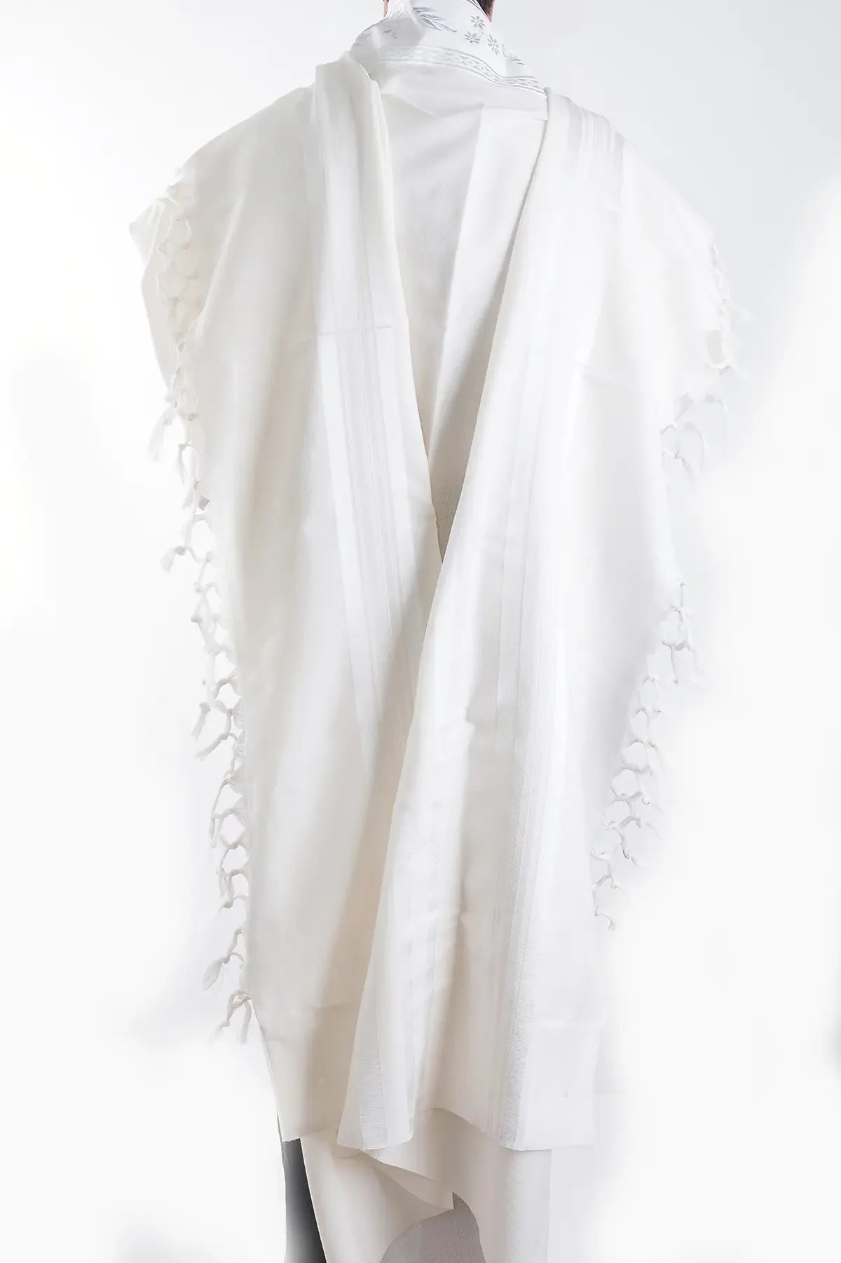 Tallit Shacharit White - 100% Rehelim Wool - Mishkan HaTchelet - Orot Judaica