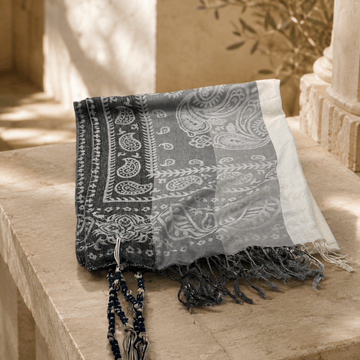 Tallit – Luxury Patterned Jewish Prayer Shawl with Tekhelet Tzitzit | Blue & Gold or Gray & White